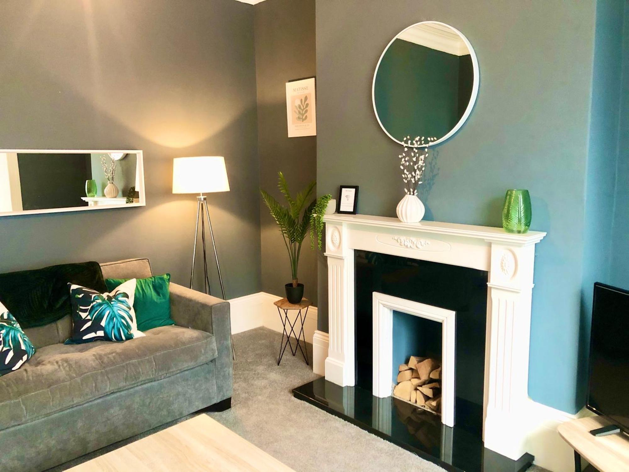 High Barnes 3 Bed House With Parking, Sleeps 7, Quiet Location Lejlighed Sunderland  Eksteriør billede